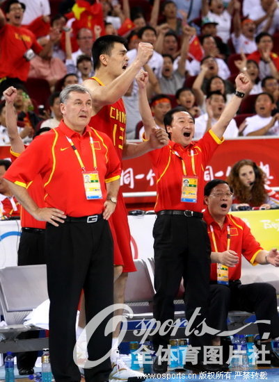 2008��8��18�գ���2008�걱����������С�������һ�������У��й�������77-91�����ϣ��������������2ʤ3����ս�������˰�ǿ��