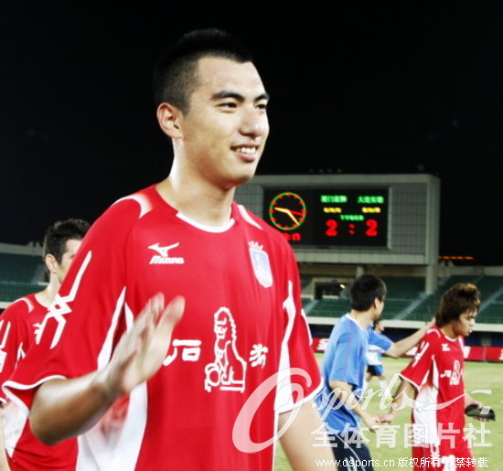 ������ʨ����Ա������������