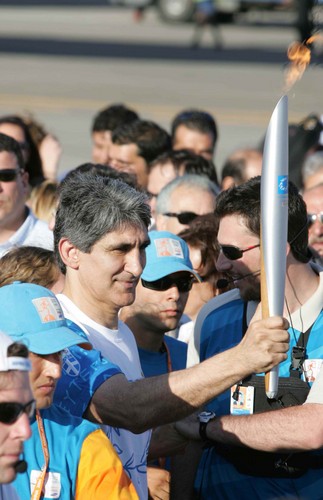 ͼΪ2004��7��9�գ�ʱ��ϣ�����������������ɻ�˹��ϣ�������ص����л�洫�ݣ�������Ƭ����