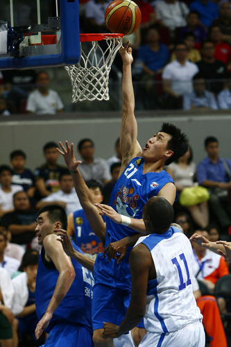 �Ϻ��������������Ա�����գ��У��ڱ���������