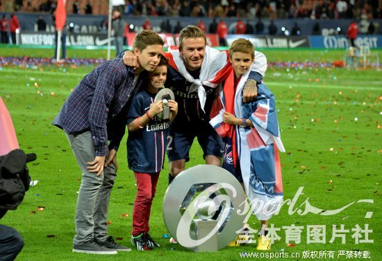 �{�������|��p����l�`���i�O