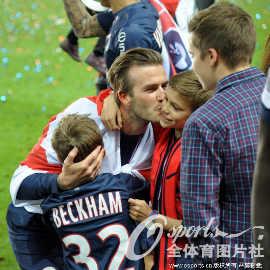 �{�������|��p����l�`���i�O