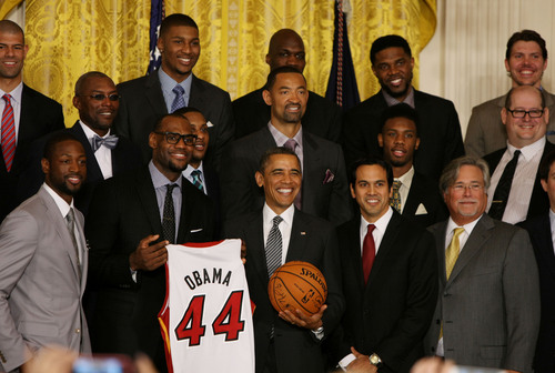 2013�~1��28��A�����`�ζ��ڰ��]�e�Ƥ��^�P�ڪ��K���������нm���M�y���X�v�d���C����A���ڰ��b���ꭺ���ز��y�ծc�����F2011-2012�ɩuNBA�`�a�x���ڪ��K�������нm���M����y���A�ñ����y���ذe���y��M�x�y�C�s�ت��O�� ��?��