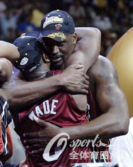 2006�~�����ܫa �������P���w�֩�y��