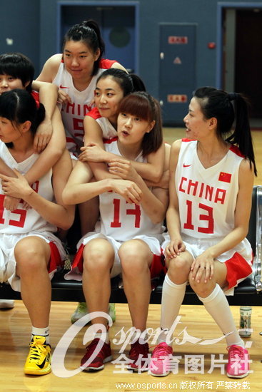 Ů����������д�滨��