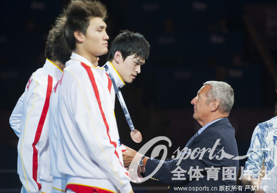 �α�Ϊ�й��Ӱ佱