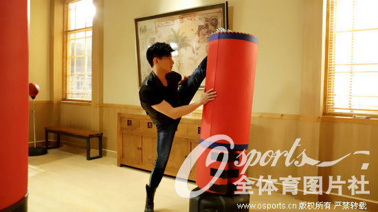 �d�_���@�r��