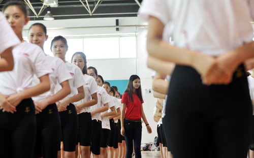 8��23�գ�����־Ը������ʦ��ָ���½�����λѵ����