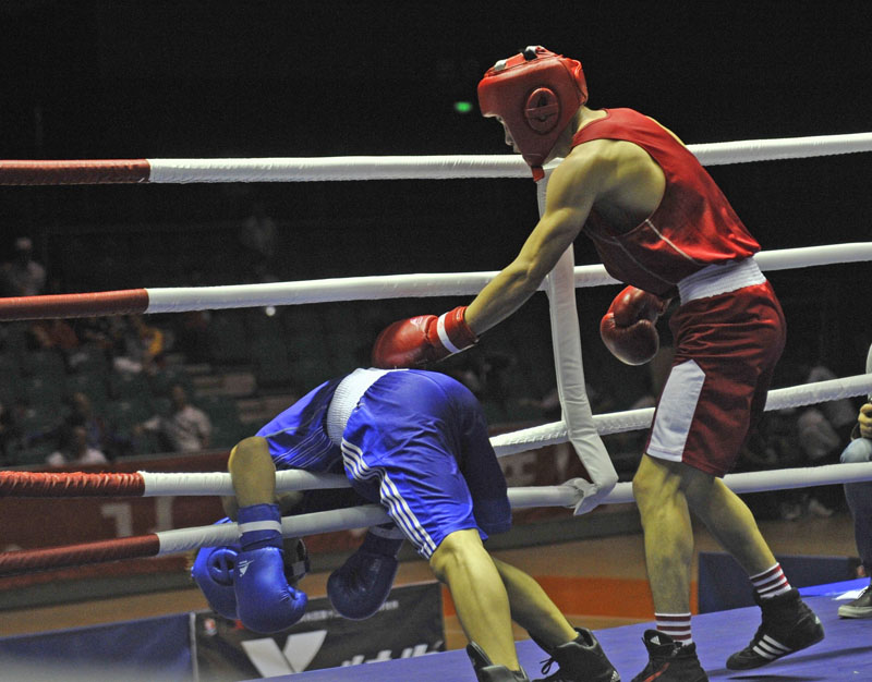 ���ǣ���զ��������ʮ����ȫ�˻�ȭ����Ŀ����56���Ｖ�˷�֮һ���������ն�������9��13���н�ž��Ӹ���־�����ն����������ڱ�������������ײ�������⡣�»������ŷ������