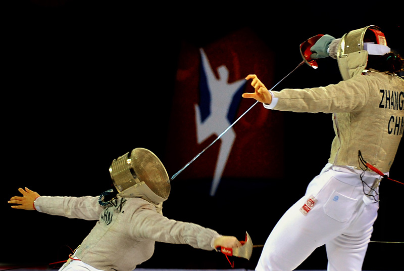 ����һ��������ʮ����ȫ�˻�Ů���彣���弾������ս���㶫��սʤ���ӣ���ü������㶫ѡ�����Σ��ң������ѡ����ѩ�ڱ����С��»������������