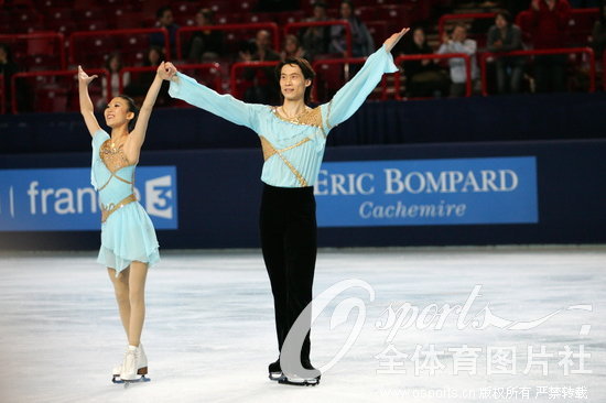 2007��11��18�գ���2007-2008���ʻ�������������������վ˫�˻������У��й�����ŵ�/����Խ��������ı��ֵõ���ȫ����߷֣�����ժ�ù�ڣ�����/١����ȡ�Ǿ���