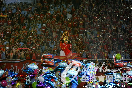 ��ͼ�����ݺ�����ǹڹھ� ���˧�ǻ����������С�4��