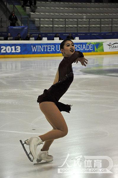 �л�̨���Ӷ�Ա�ڱ�����