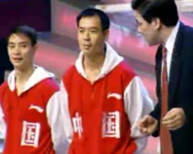 1997�괺��������СƷ�����˹����ʱï�����������ھ����������˫ ����С˫���������Լ���ʱ����δ�μӹ������������С�����ݻ���СƷ��������ٶ�ѡ���������ھ�������̨�ϵı��ݺ���ѷɫ�������ϵı��֣���̨СƷҲ�����������ǲ�������촺����Ŀ����Ϊ�����һ����