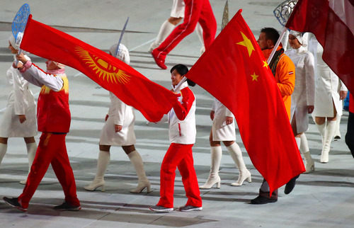 �й���������������꣨�У��ֳ����Ǻ����ڱ�Ļʽ���볡���»�����߹�����