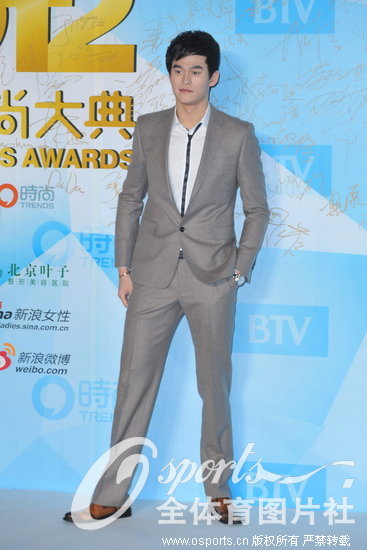 2012��12��22�գ������ϯ2012��ʱ�д�� ��װʱ�б�������С����