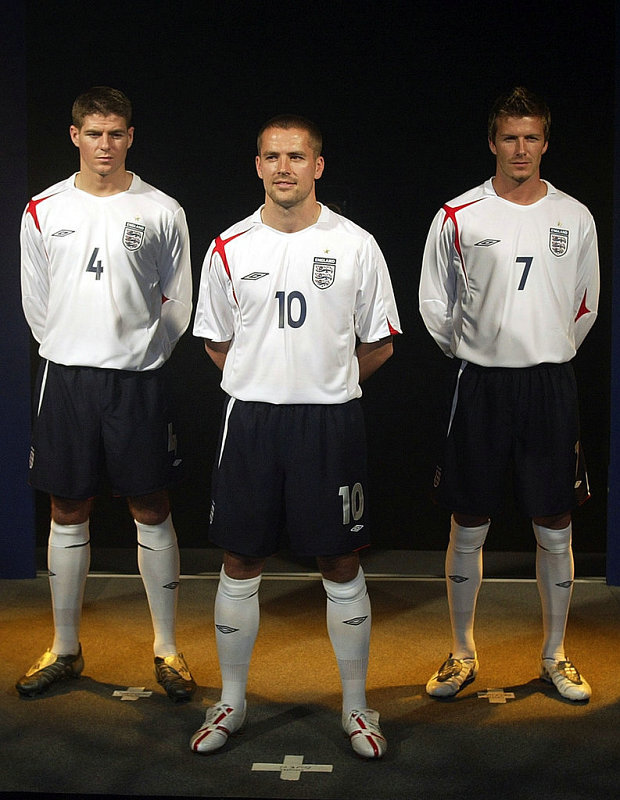 2005�꣬Ӣ�������Ҷ�չʾ�¹����籭ս�ۡ������¡�ŷ�ġ����˺�ķ�ǵ�ʱӢ�����ӵĵ������ǡ�