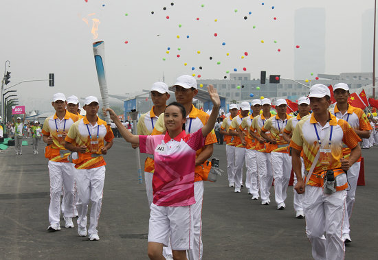 ���Τ�����B�@��i������ǻ�