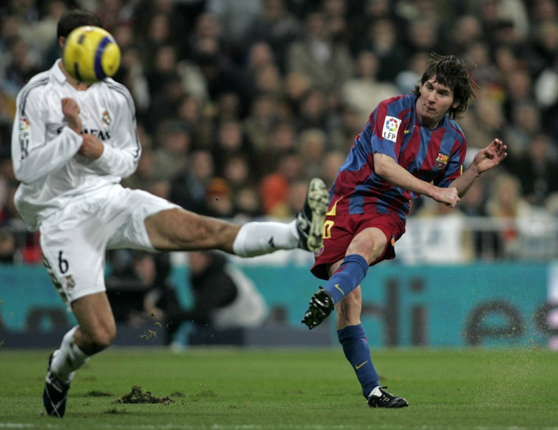 ����O�@�W���}�N�A�]���L���j�h�ƶi�y�Ӧۥ��}�]206�y�^�A�k�}����38���o���A�ܩ��Y�y�}���A�����󨭰��]1��69�^�A��8���C�t�~�A�����٦��@�ӬO�Τ�y�}���A���y�_��F���Ԧh�Ǫ����W�Ҥ��⡨�C�Ϭ��ڶ�ù��������b���ɤ��_�}�g���C