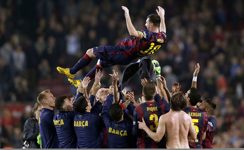 �_�ʮɶ�2014�~11��23����A�b�է����A�ڶ�ù��5-1�j�Ӷ���Q�Ȫ����ɤ��A����W�t�F���U�l���k���A�åH253�y���}�F���ĩԫO���F60�~���[������p�ɶi�y�����A����Ҿ��v���g������A�����L�\������Ҥ������C