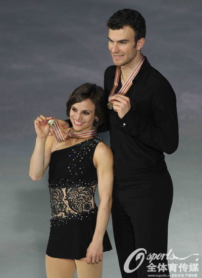 ���ô���϶Ź�÷��/���¸��¶�˫�˻��ھ�