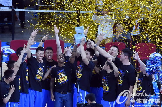 �׸��������¶��֮ҹ