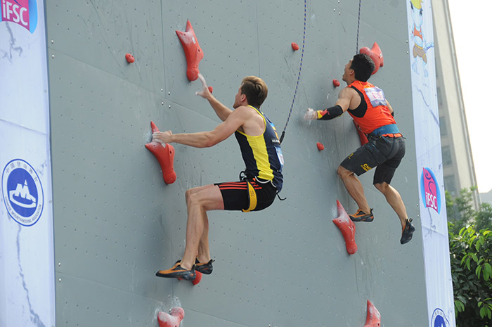 �����Σ��ң��ھ����С�(������������ϼ�� ��)