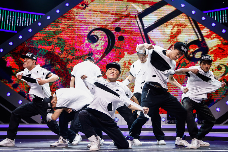 �������������������ı���˳����������