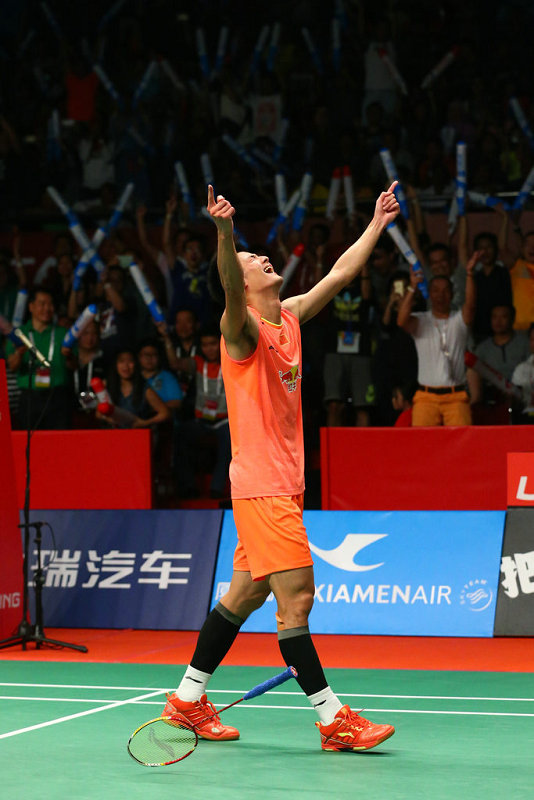 諶龍慶祝比賽勝利