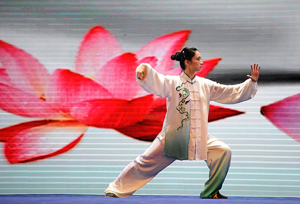 �˶�Ա�ڱ�����