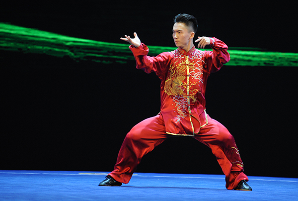 �˶�Ա�ڱ�����