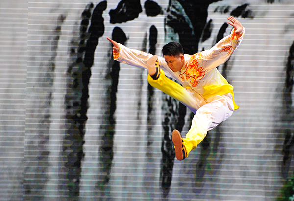 �˶�Ա�ڱ�����