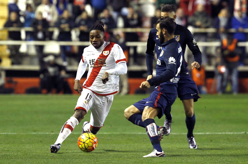 西甲-张呈栋首秀创历史 巴列卡诺主场0-2负马竞