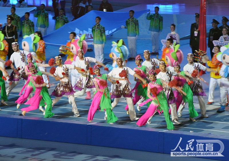 �������������ݴ������볡