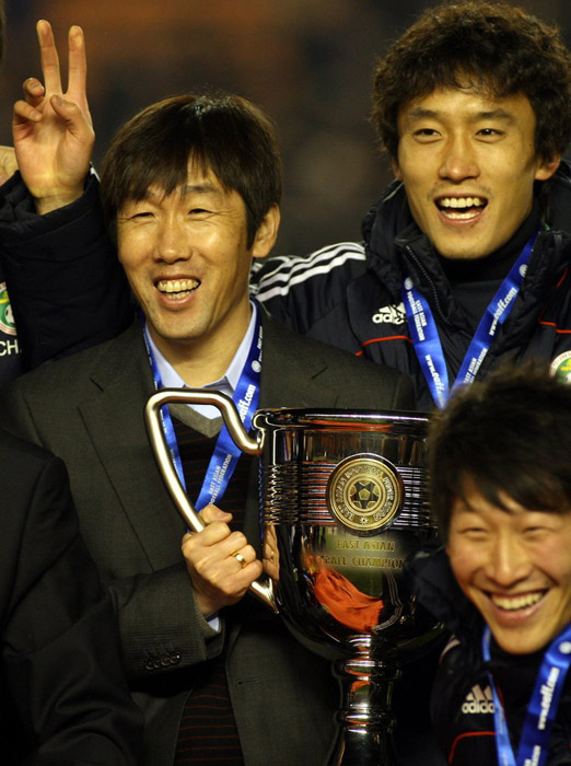 2010��2��14�գ�������ǿ�����������˺�����սƽ�ձ������ն����ǿ���ھ���