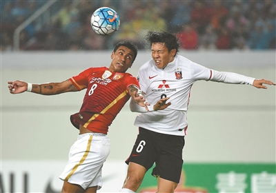 ���գ����ݺ�����Ա������£������ֺͺ������ԱԶ�ٺ�ƴ���� �»��緢