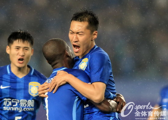 ������ף����