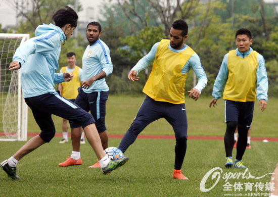 ��л������ѱ�ս��