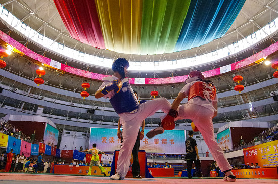 2016�ꡰ���������׶���У���������ɹ����С�3��