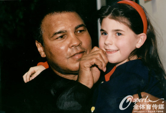 1997�갢���ڲ�ʿ�ٵ�һ��ѧУ