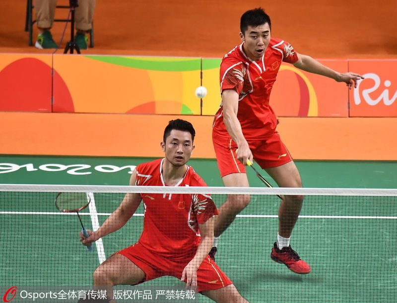 柴彪/洪煒在比賽中