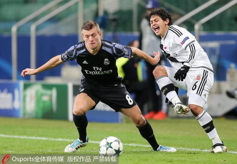 ����˹�ڱ�����ƴ��