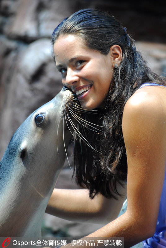 �����⣬��Ů����ŵά���뺣����Ϸ��