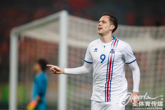 冰島隊芬博加森慶祝進球