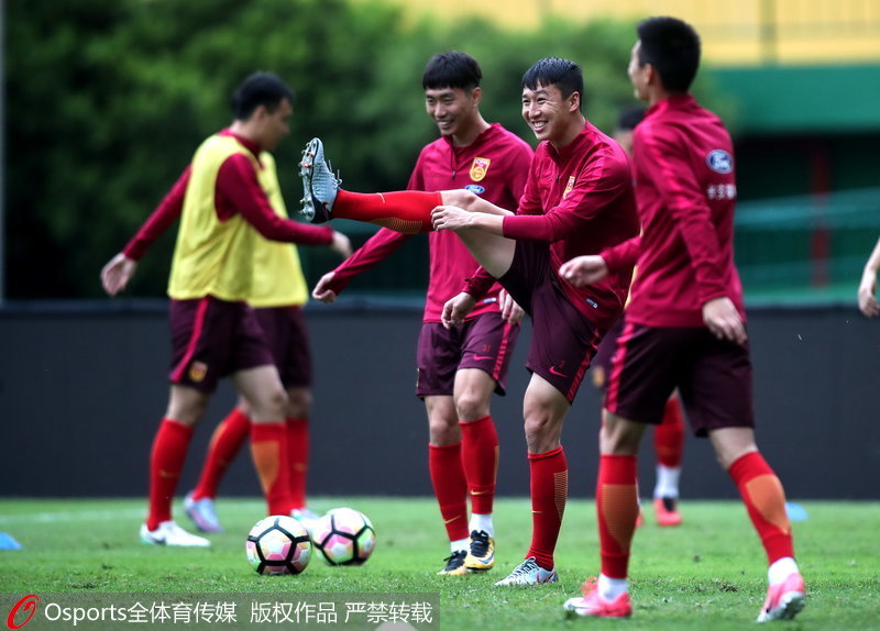 �κ�������ѵ��