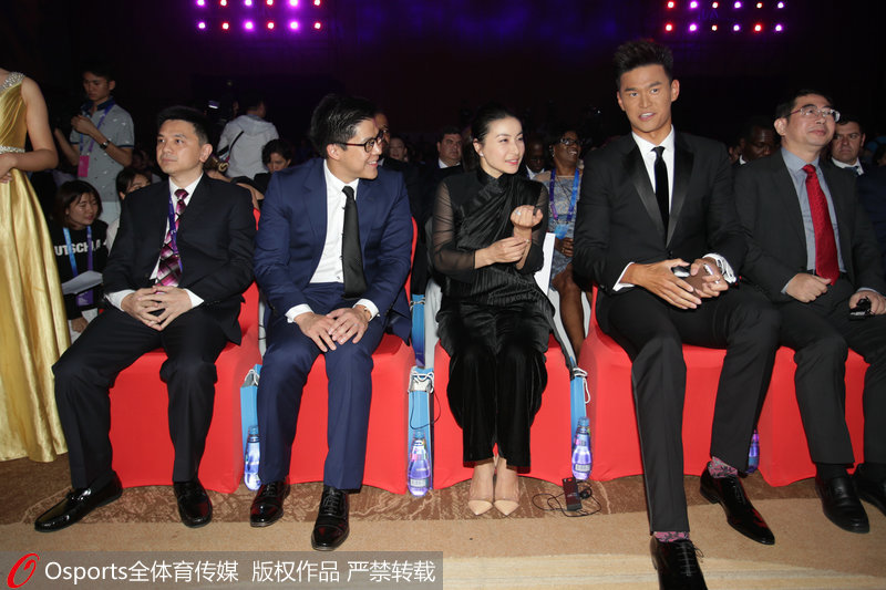 �����ա����������������