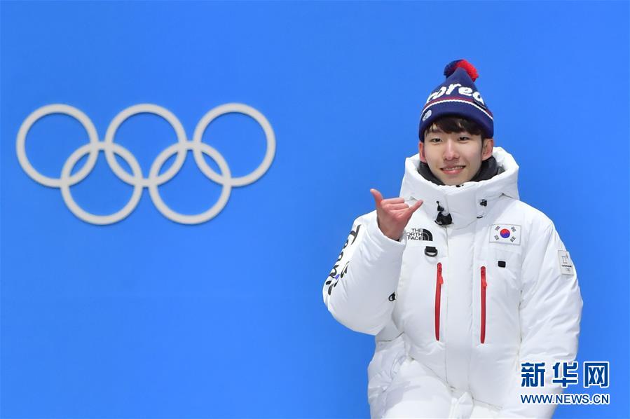 体育 2018年平昌冬奥会    当日,2018年平昌冬奥会短道速滑男子1500米