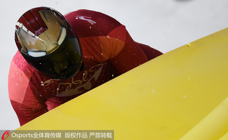 韓國選手的頭盔十分個性