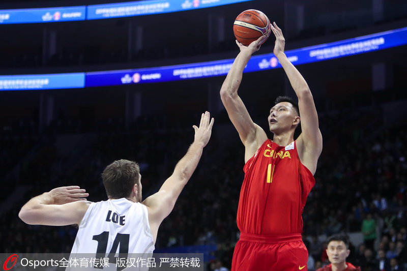 世预赛-易建联空砍37分 中国男篮主场遭新西兰