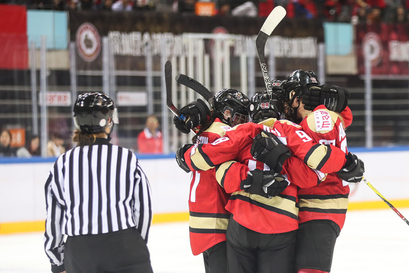 CWHL¶ й±غ5-1